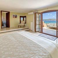 Villa in Spain, Balearic Islands, Palma, 250 sq.m.