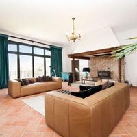 Villa in Spain, Balearic Islands, Palma, 715 sq.m.