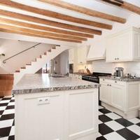 Villa in Spain, Balearic Islands, Palma, 715 sq.m.