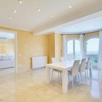 Villa in Spain, Balearic Islands, Palma, 700 sq.m.