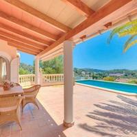 Villa in Spain, Balearic Islands, Palma, 200 sq.m.