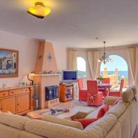 Villa in Spain, Balearic Islands, Palma, 200 sq.m.