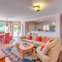 Villa in Spain, Balearic Islands, Palma, 200 sq.m.