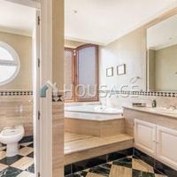 Вилла в Испании, Андалусия, 960 кв.м.