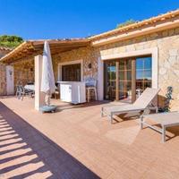 Villa in Spain, Balearic Islands, Palma, 360 sq.m.