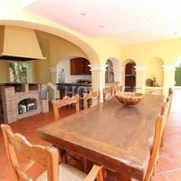 Вилла в Испании, Андалусия, 1070 кв.м.