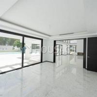 Вилла в Испании, Андалусия, 1078 кв.м.