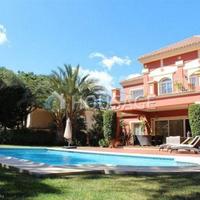 Вилла в Испании, Андалусия, 450 кв.м.