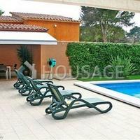 Villa in Spain, Catalunya, Girona, 230 sq.m.