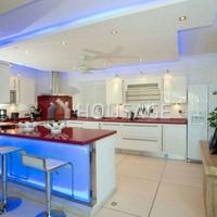 Villa in Spain, Andalucia, 331 sq.m.