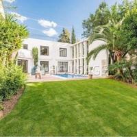 Villa in Spain, Andalucia, 467 sq.m.