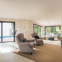 Villa in Spain, Andalucia, 467 sq.m.