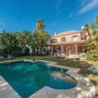 Villa in Spain, Andalucia, 570 sq.m.
