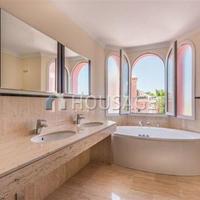 Villa in Spain, Andalucia, 433 sq.m.