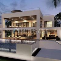 Villa in Spain, Andalucia, 715 sq.m.