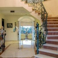 Villa in Spain, Andalucia, 1064 sq.m.