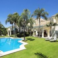 Вилла в Испании, Андалусия, 1311 кв.м.