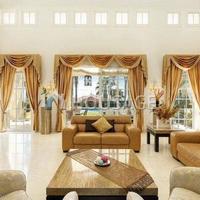 Вилла в Испании, Андалусия, 1311 кв.м.