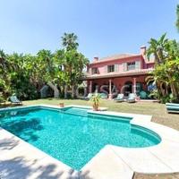 Villa in Spain, Andalucia, 570 sq.m.