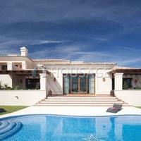 Вилла в Испании, Андалусия, 946 кв.м.