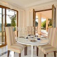 Villa in Spain, Andalucia, 632 sq.m.