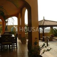 Villa in Spain, Canary Islands, Santa Cruz de Tenerife, 830 sq.m.