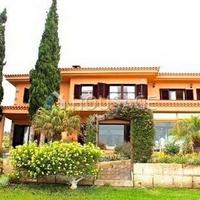 Villa in Spain, Canary Islands, Santa Cruz de Tenerife, 400 sq.m.