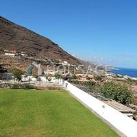 Villa in Spain, Canary Islands, Santa Cruz de Tenerife, 1700 sq.m.