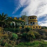 Villa in Spain, Canary Islands, Santa Cruz de Tenerife, 650 sq.m.
