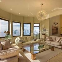 Villa in Spain, Canary Islands, Santa Cruz de Tenerife, 650 sq.m.