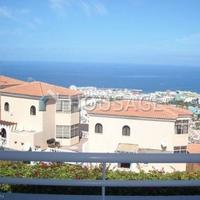 Villa in Spain, Canary Islands, Santa Cruz de Tenerife, 850 sq.m.