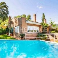 Villa in Spain, Catalunya, Begur, 400 sq.m.