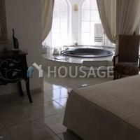 Villa in Spain, Canary Islands, Santa Cruz de Tenerife, 780 sq.m.