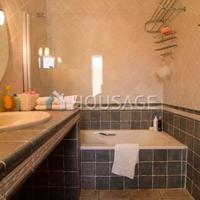 Villa in Spain, Canary Islands, Santa Cruz de Tenerife, 945 sq.m.