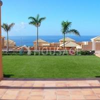 Villa in Spain, Canary Islands, Santa Cruz de Tenerife, 420 sq.m.