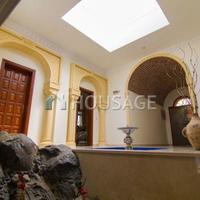 Villa in Spain, Canary Islands, Santa Cruz de Tenerife, 1434 sq.m.