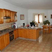Villa in Spain, Canary Islands, Santa Cruz de Tenerife, 516 sq.m.