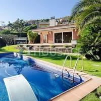 Вилла в Испании, Каталония, Багур, 238 кв.м.