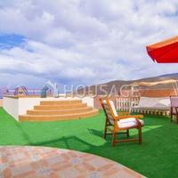 Villa in Spain, Canary Islands, Santa Cruz de Tenerife, 856 sq.m.