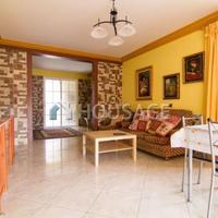 Villa in Spain, Canary Islands, Santa Cruz de Tenerife, 856 sq.m.