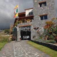 Villa in Spain, Canary Islands, Santa Cruz de Tenerife