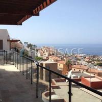 Villa in Spain, Canary Islands, Santa Cruz de Tenerife