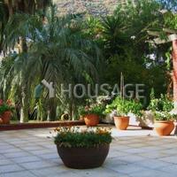 Villa in Spain, Canary Islands, Santa Cruz de Tenerife, 1502 sq.m.