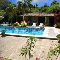 Villa in Spain, Canary Islands, Santa Cruz de Tenerife, 660 sq.m.