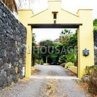 Villa in Spain, Canary Islands, Santa Cruz de Tenerife, 660 sq.m.