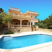 Villa in Spain, Balearic Islands, Palma, 570 sq.m.