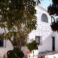 Villa in Spain, Canary Islands, Santa Cruz de Tenerife, 800 sq.m.