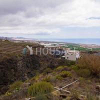 Villa in Spain, Canary Islands, Santa Cruz de Tenerife