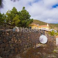 Villa in Spain, Canary Islands, Santa Cruz de Tenerife, 8260 sq.m.
