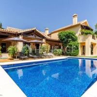 Вилла в Испании, Андалусия, 561 кв.м.